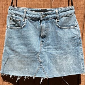 BDG Jean Skirt Size M NWOT